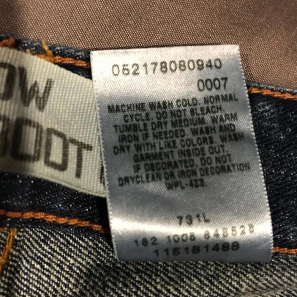 Levis Bootcut DkWash 518 Jeans - Picture 6 of 6